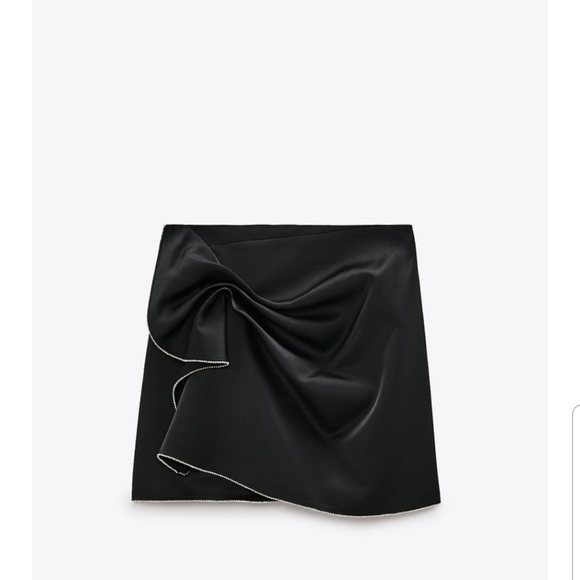 Zara Dresses & Skirts - Satin skirt